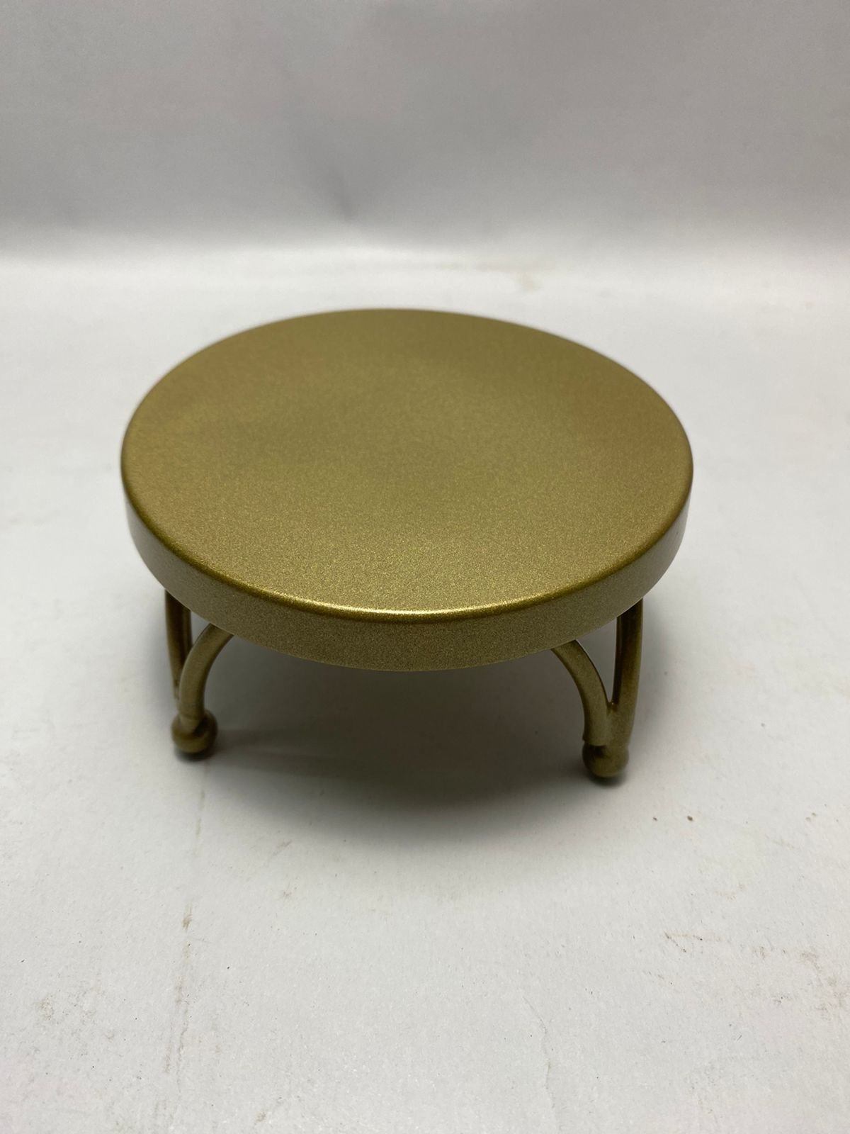 Round table