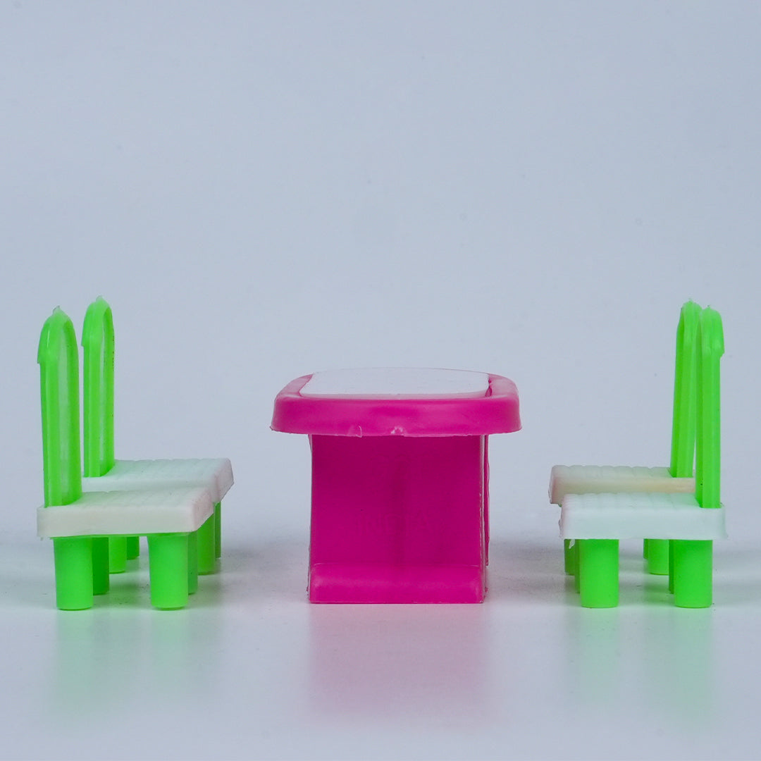 Plastic Dining Table Set