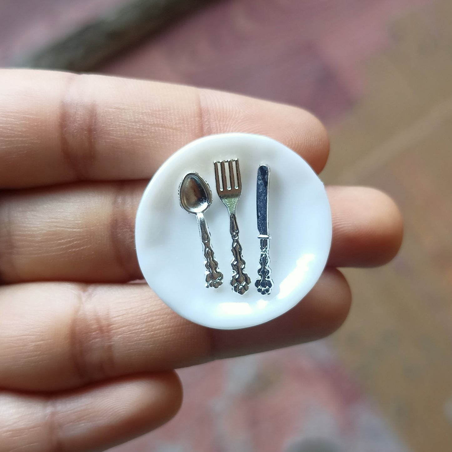 White Plate and Spoon Set