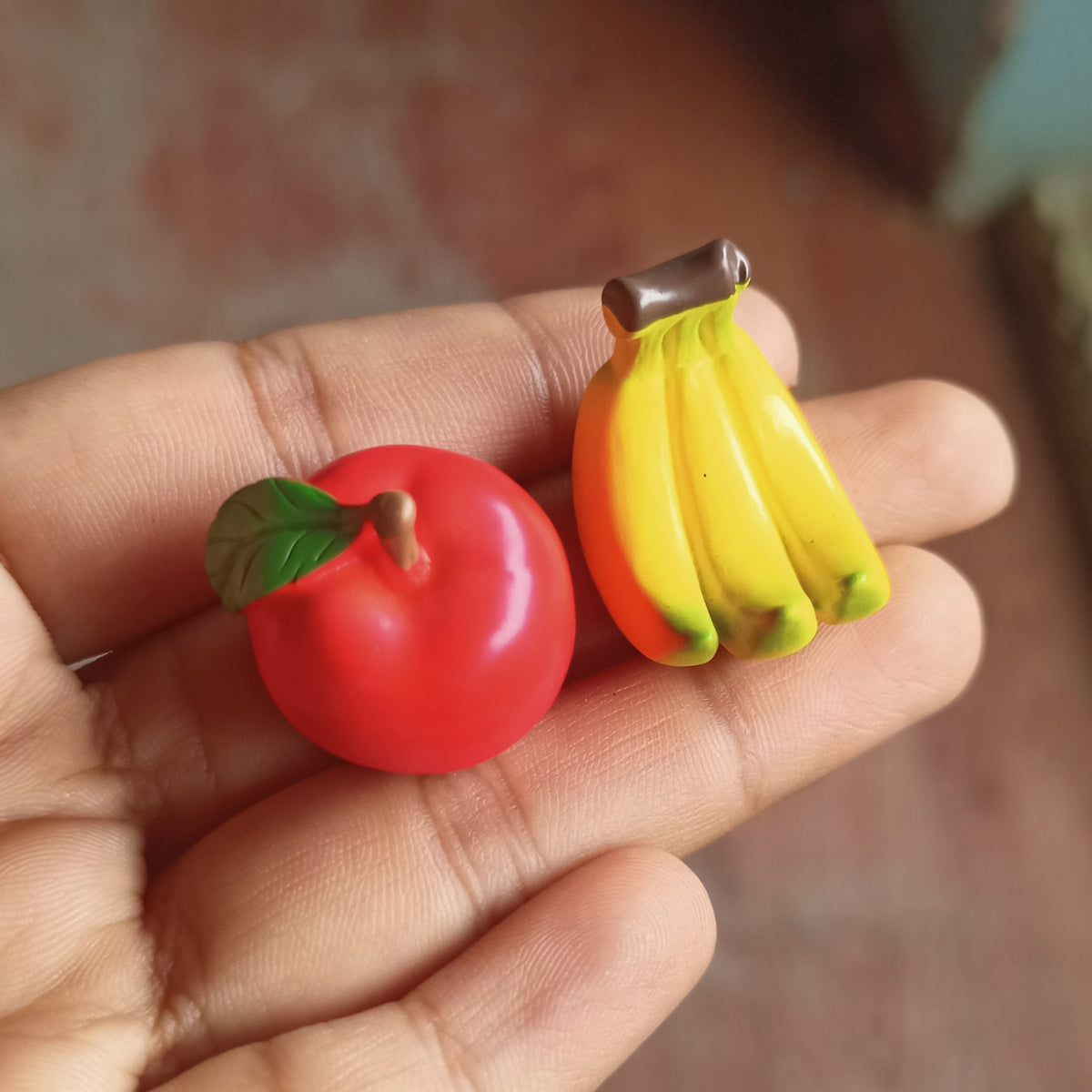 Fruits (Any 3 Pcs)